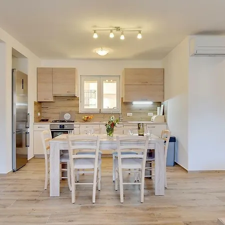 Lejlighed Valentina Premantura