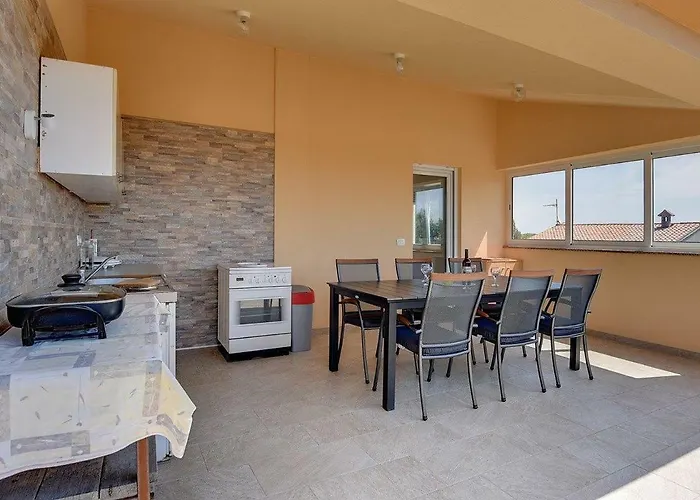 Valentina * Premantura